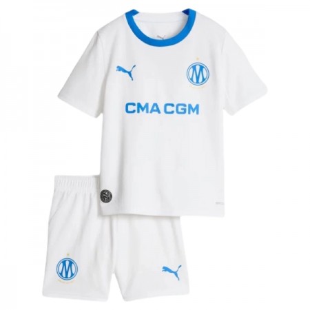 Fotbalový Komplet Olympique de Marseille Dětské Domácí 2026-27 Krátký Rukáv (+ trenýrky) Fotbalový Komplet Olympique de Marseille Dětské Domácí 2026-27 Krátký Rukáv (+ trenýrky)