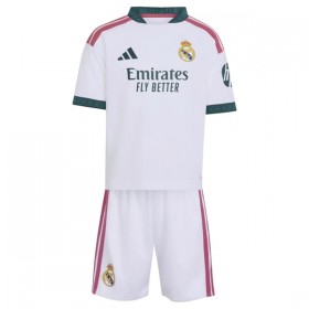 Fotbalový Komplet Real Madrid Dětské Domácí 2026-27 Krátký Rukáv (+ trenýrky)