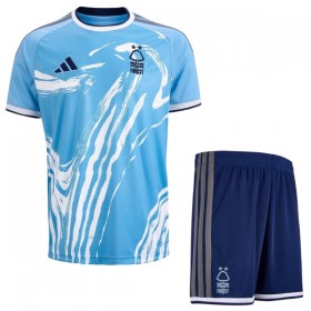 Fotbalový Komplet Nottingham Forest Dětské Alternativní 2026-27 Krátký Rukáv (+ trenýrky)