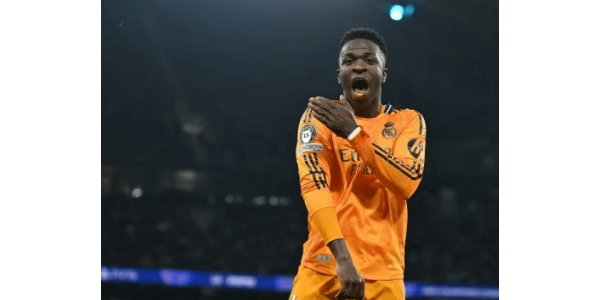 Luxusní nabídka Saúdské Arábie pro Vinicius spouští přestupovou smršť Realu Madrid
