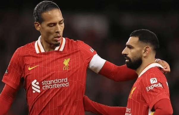 Kmenoví hráči Liverpoolu Salah a Van Dijk mají vyhlídky na obnovení smlouvy