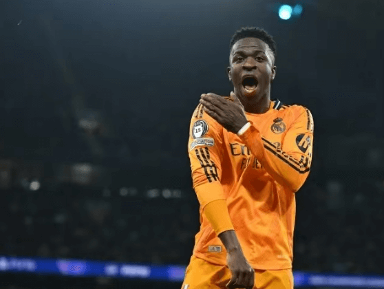Luxusní nabídka Saúdské Arábie pro Vinicius spouští přestupovou smršť Realu Madrid